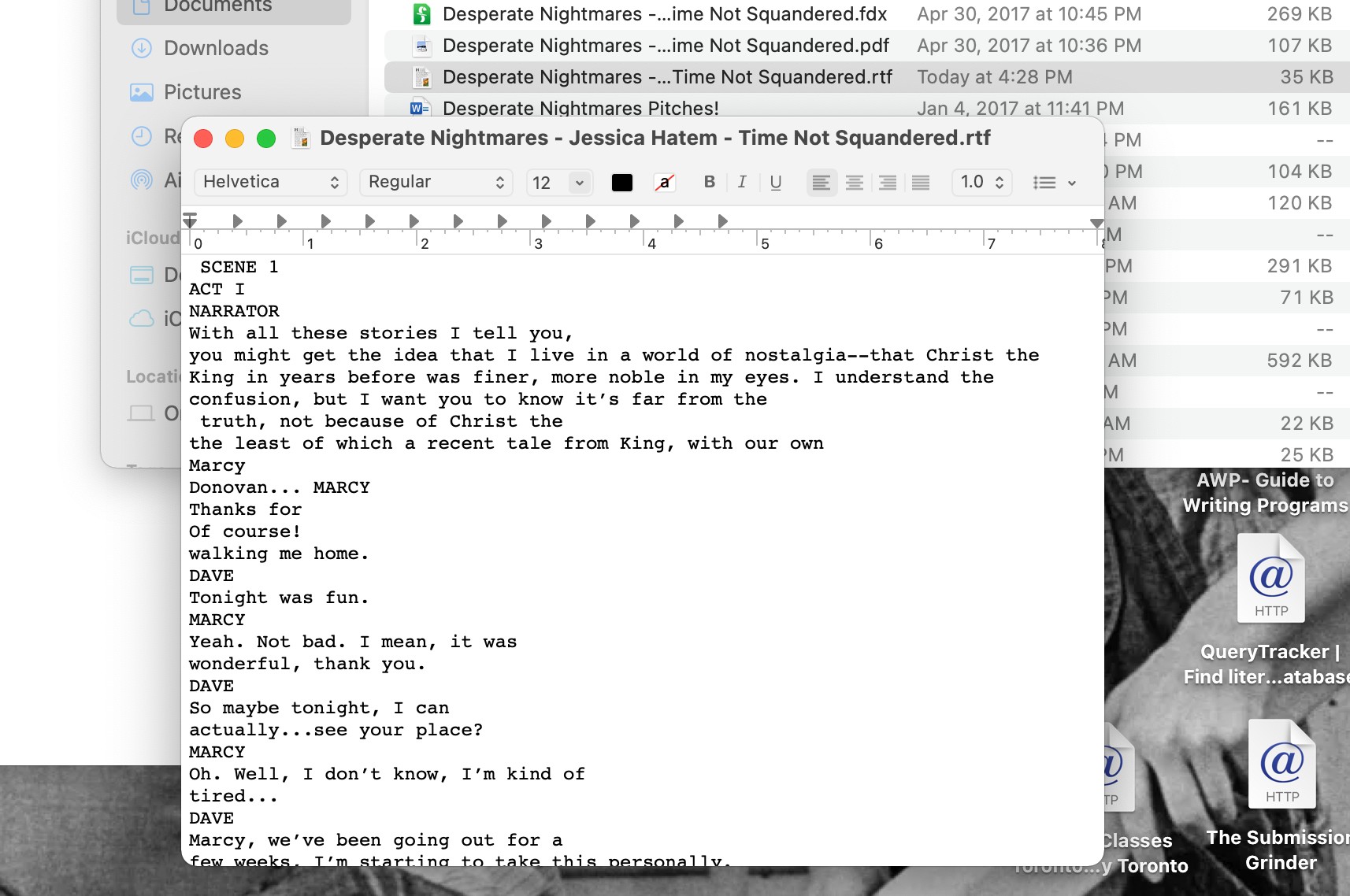 Văn bản từ PDF đã được chuyển đổi thành tệp RTF mở trong TextEdit