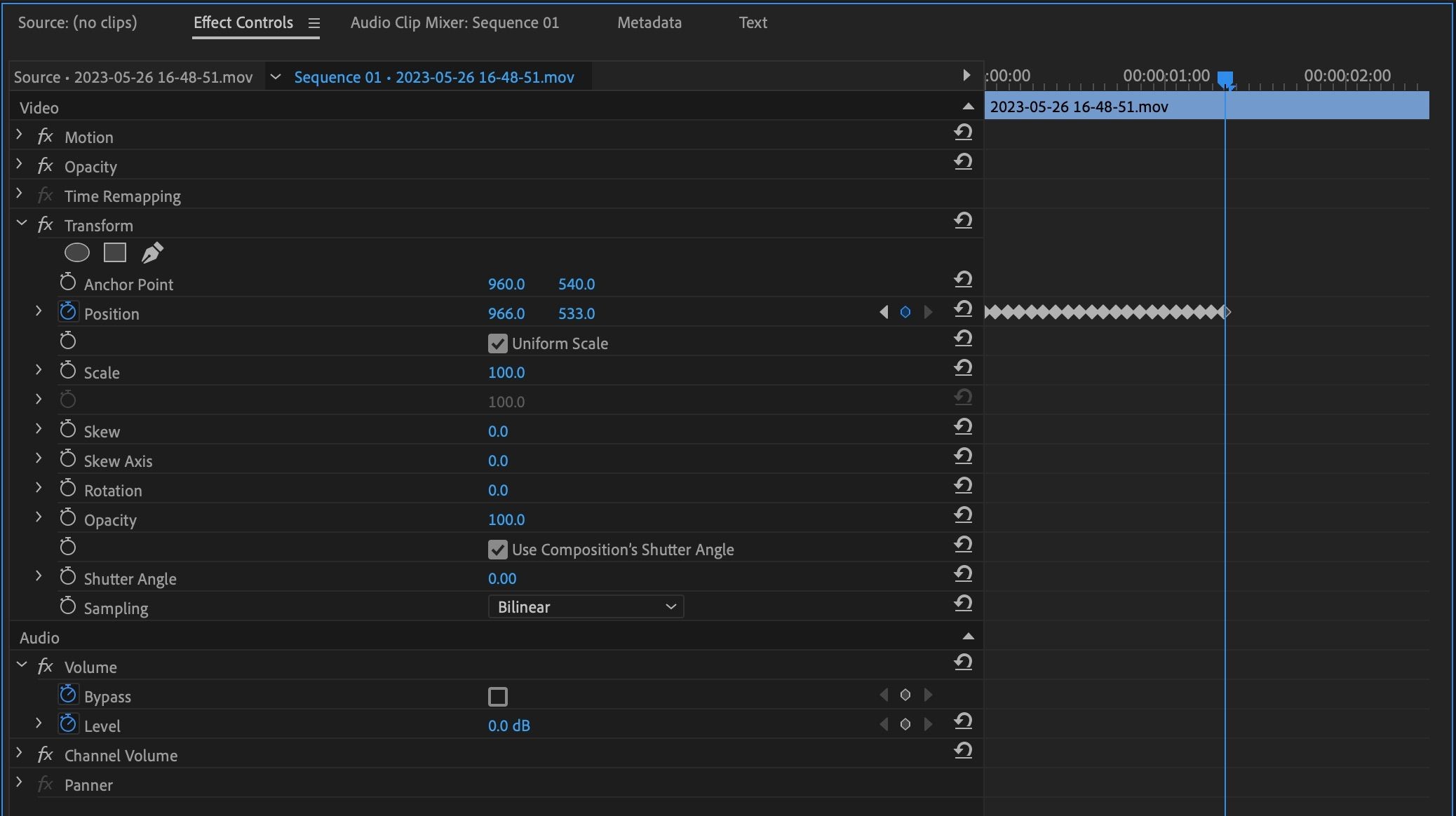Ví dụ về keyframes cho hiệu ứng camera lung lay trong Premiere Pro
